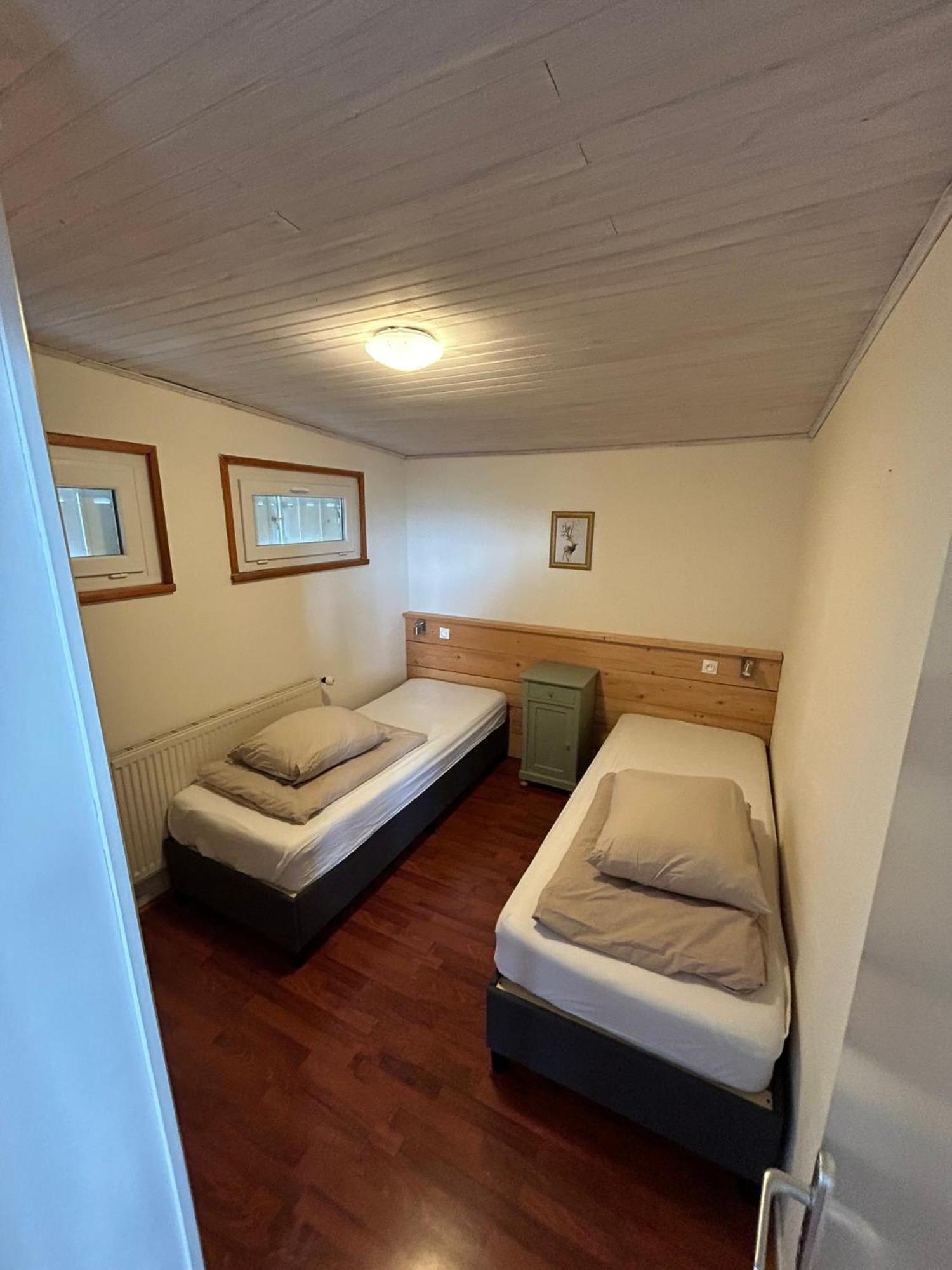 Camping du Château Granges-sur-Vologne Extérieur photo